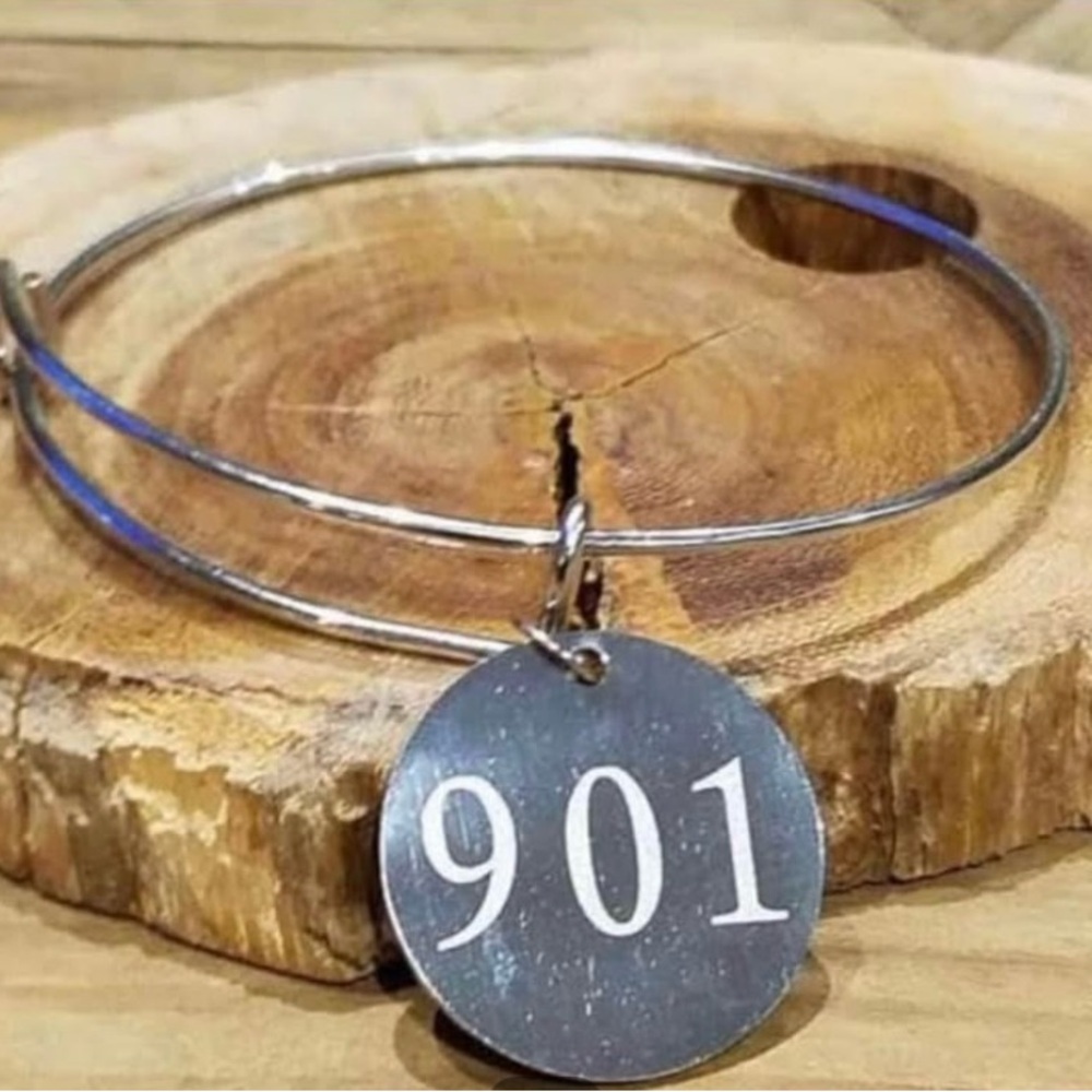 Silver bracelet 901 charm